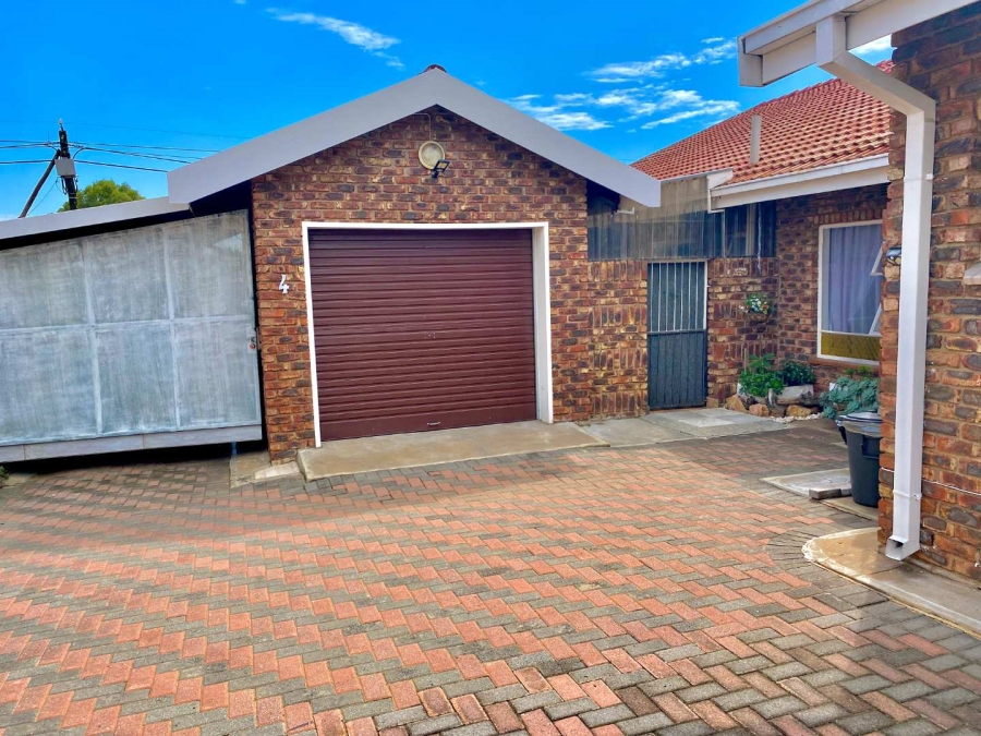 2 Bedroom Property for Sale in Parys Free State